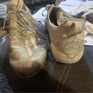 Mens adidas adizero soze 11.5 football cleats !! Used only 1 season !!